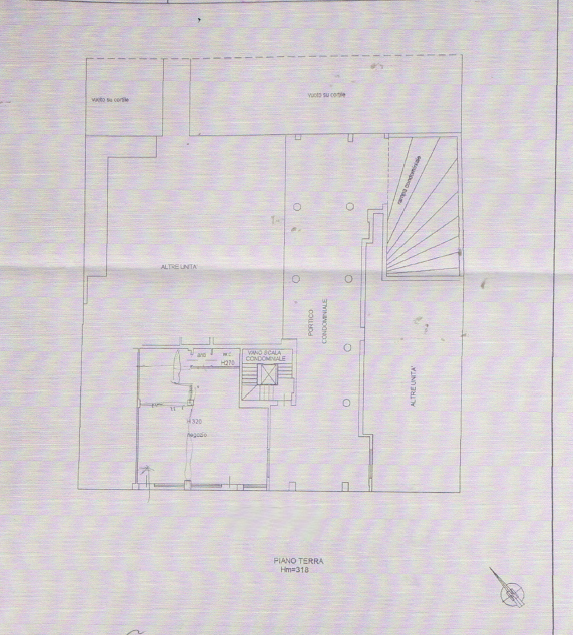 Rif. PDDAN   per info  Marilena m. 3277153302

Locale commerciale con 3 vetrine e possibilità di ...
