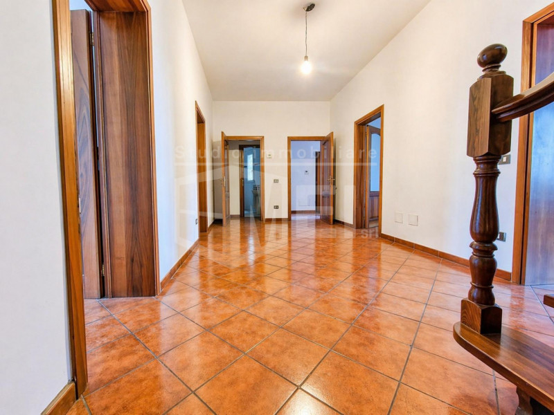 Livorno Vendita Appartamento più di 5 locali