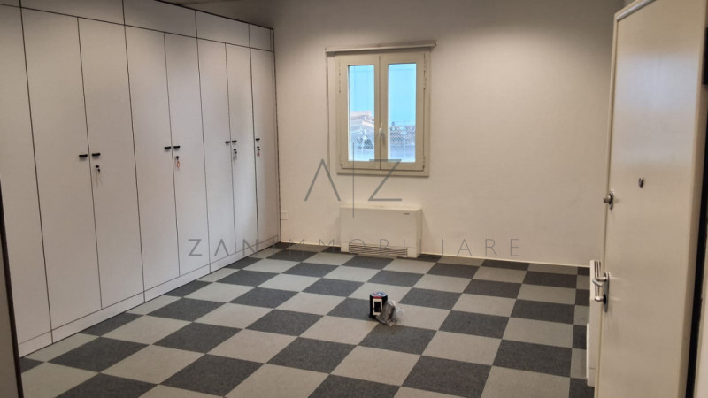 Per ulteriori informazioni:
Consulente immobiliare Sara 348/8560225 

Vedelago, in contesto produ...