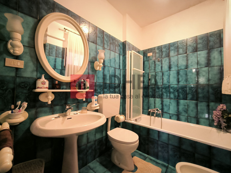 CASIER: CENTRO

Inserita in un bel contesto residenziale, in zona centrale al paese, ma distante ...