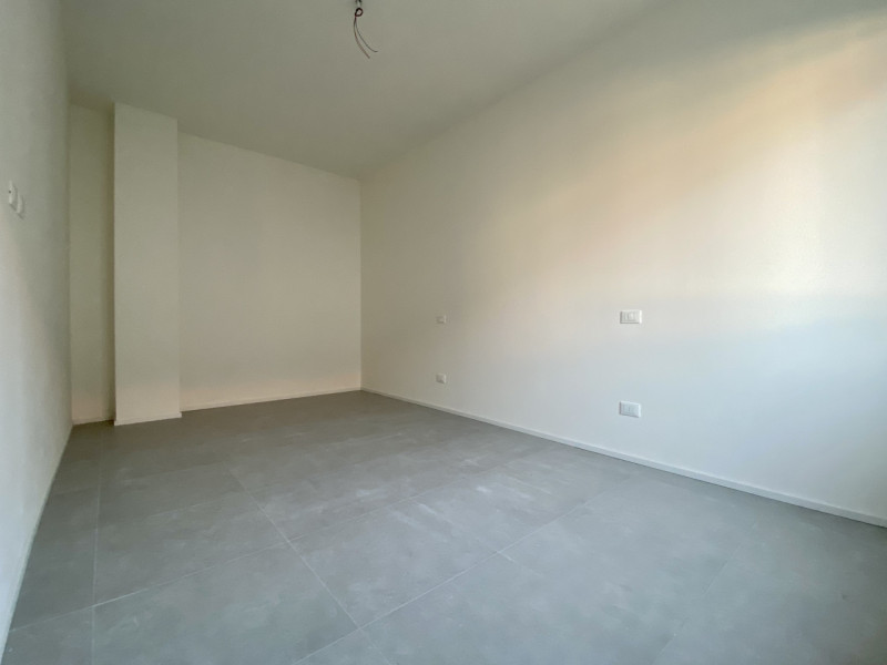 Tra viale Margherita e corso Padova, in zona interna lontana dal traffico, proponiamo la vendita ...