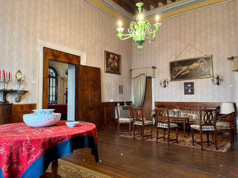 Questa porzione di Villa Trento Carli è una vera e propria esperienza emozionale che ti porterà i...