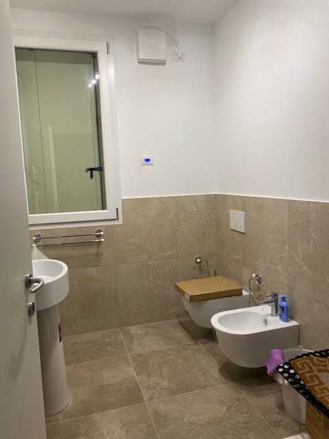 Tecnologico e moderno appartamento in centro ad Arzergrande in un contesto tranquillo e riservato...