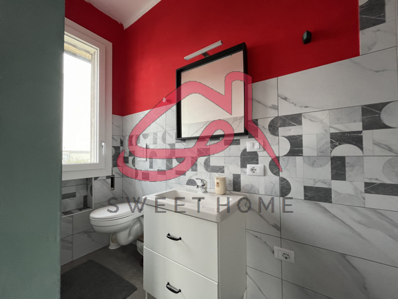 Padova (Mortise): abitazione singola disposta su più livelli.
Piano Rialzato: ingresso, soggiorno...