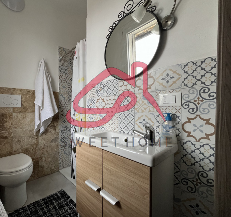 Padova (Mortise): abitazione singola disposta su più livelli.
Piano Rialzato: ingresso, soggiorno...