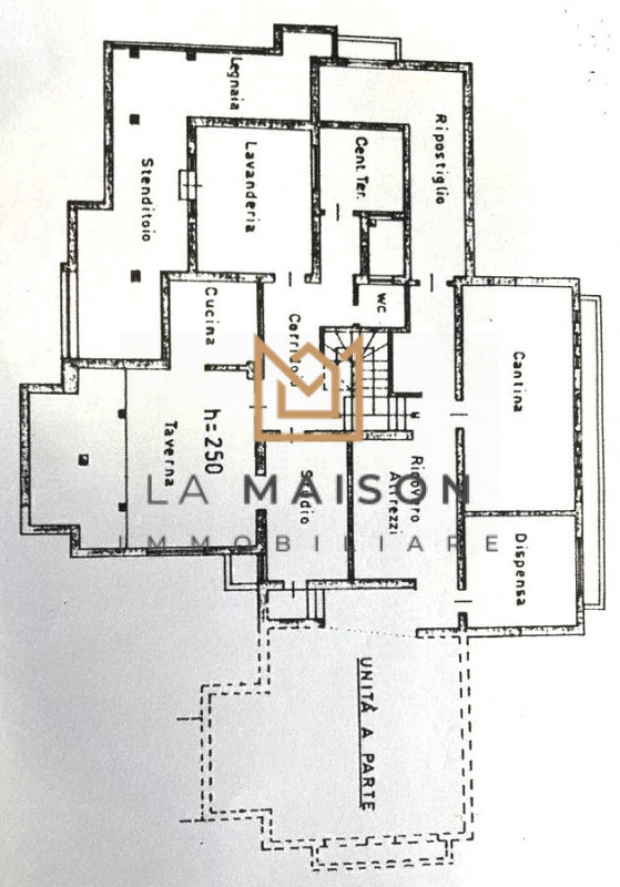 NOSTRA PROPOSTA: a pochi minuti dal meraviglioso centro storico di Asolo siamo lieti di presentar...