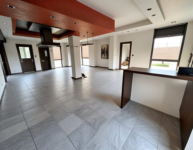 (Per INFO Cristina 3389226442) A Pionca di Vigonza, proponiamo in vendita spazio commerciale con ...