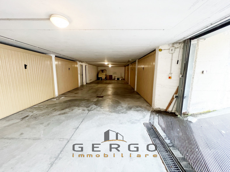 (Per INFO Cristina 3389226442) A Pionca di Vigonza, proponiamo in vendita spazio commerciale con ...