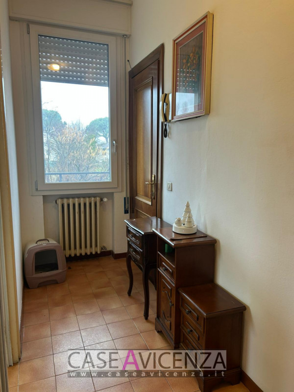 RUBANO - PADOVA - Classe energetica B - DISPONIBILE DAL 15 MARZO a pochi passi dalla fermata del ...