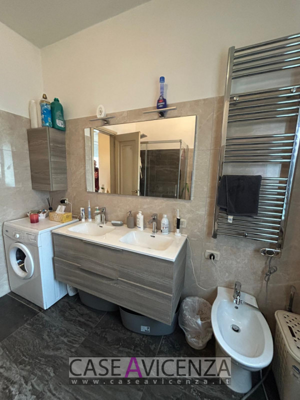 RUBANO - PADOVA - Classe energetica B - DISPONIBILE DAL 15 MARZO a pochi passi dalla fermata del ...