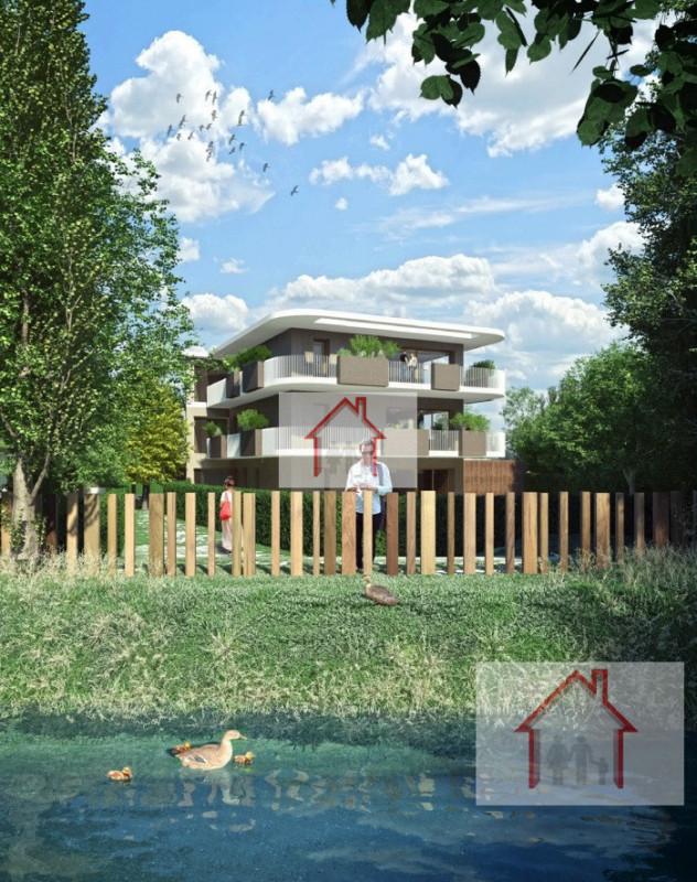 L'agenzia Immobiliare Luxor è entusiasta di presentare un'opportunità unica nel cuore di Treviso,...