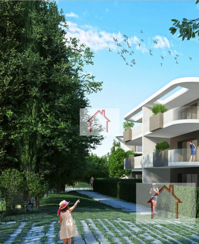 L'agenzia Immobiliare Luxor è entusiasta di presentare un'opportunità unica nel cuore di Treviso,...