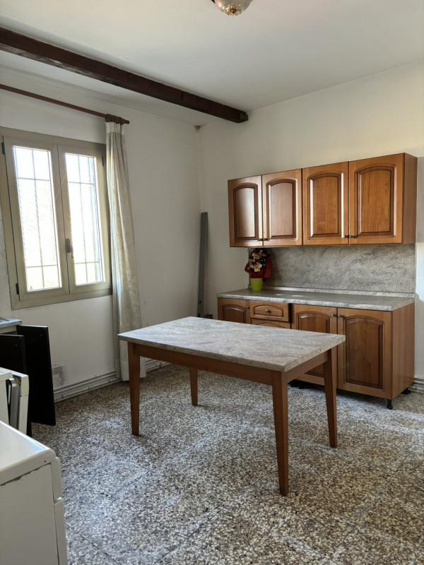 TI HO TROVATO UNA BELLA CASA DI CAMPAGNA CON MAGAZZINO STALLA E DOPPIO GARAGE CON GIARDINO PER ST...