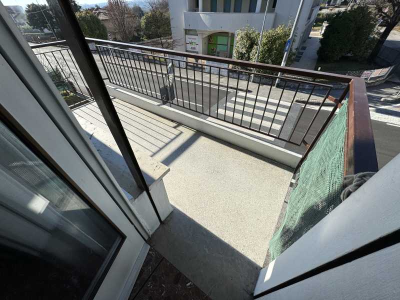 L'immobile è ubicato nel Comune di Vittorio Veneto, Località Carpesica, in Via G. Giardino n. 147...