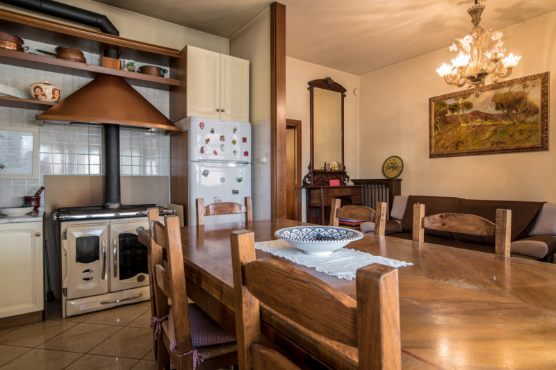 Scopri un'opportunità unica nel comune di Curtarolo, nella zona tranquilla di Santa Maria di Non....