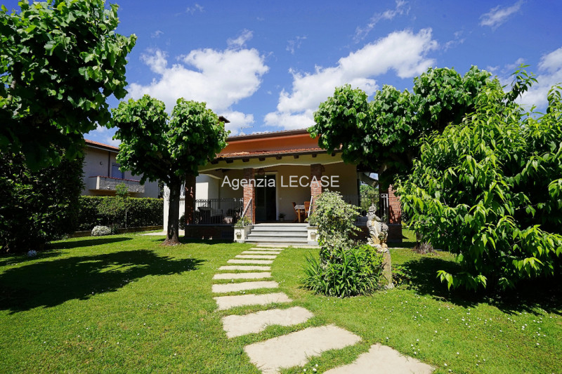 Forte dei Marmi Affitto Villa