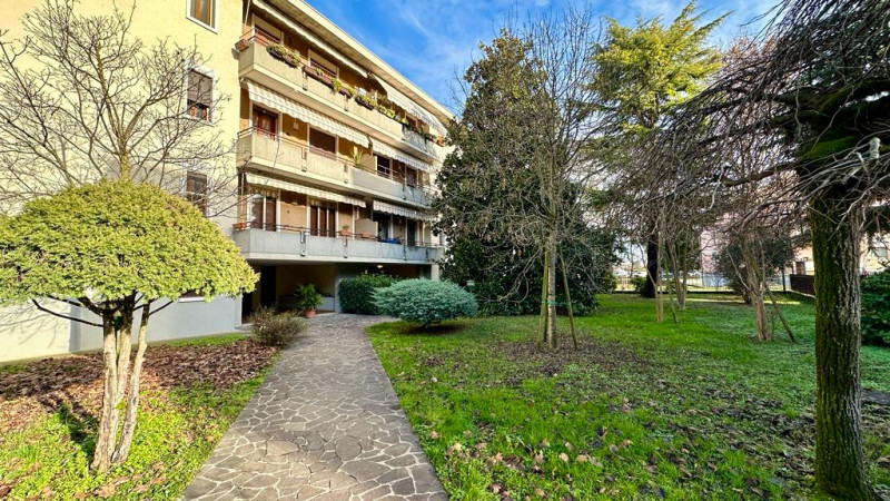 Padova Affitto Appartamento pentalocale