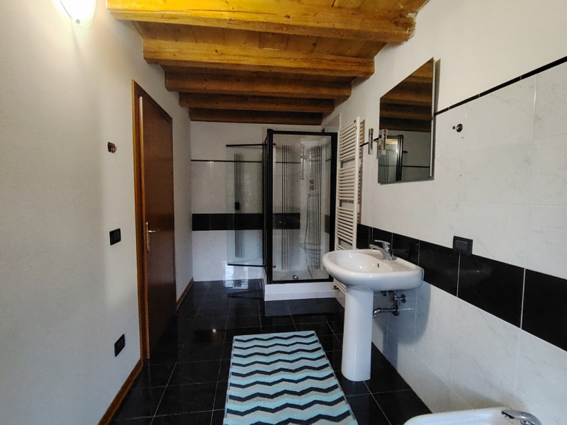 Colceresa loc.Mure - Casa affiancata ristrutturata - €225.000 Trattativa riservata Unica Immobili...