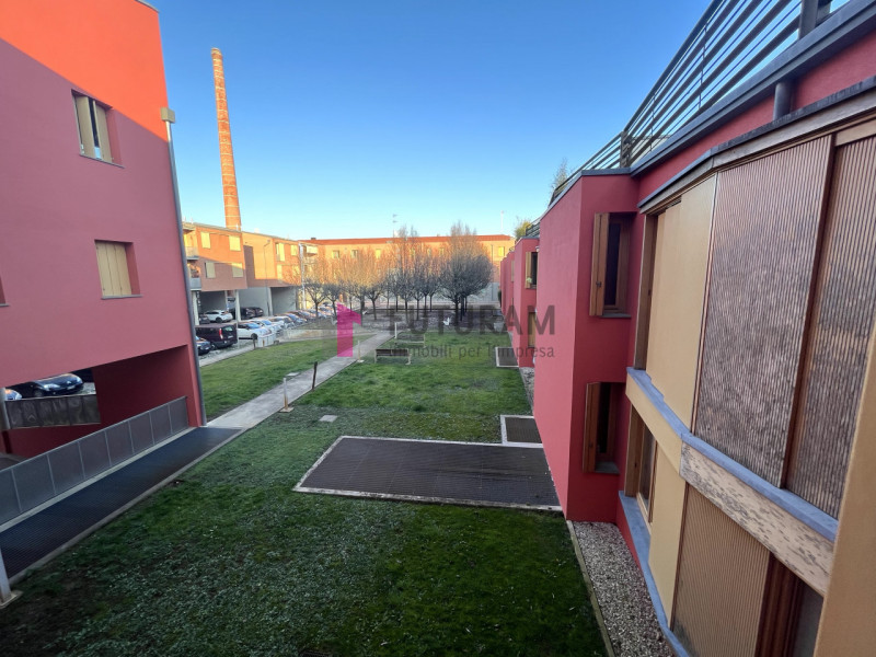 PIAZZOLA sul BRENTA - rif.504MIC - Per info 3473209826 - in centro, nel complesso "ex Jutificio",...