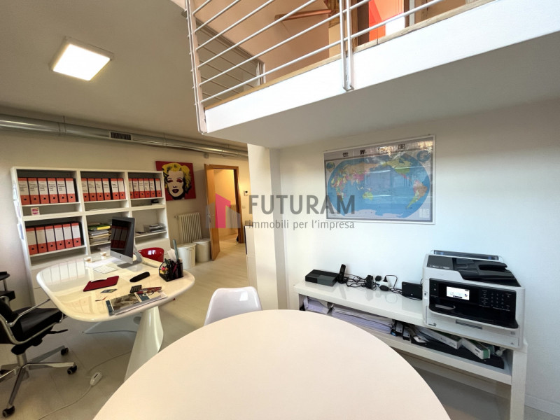 PIAZZOLA sul BRENTA - rif.504MIC - Per info 3473209826 - in centro, nel complesso "ex Jutificio",...