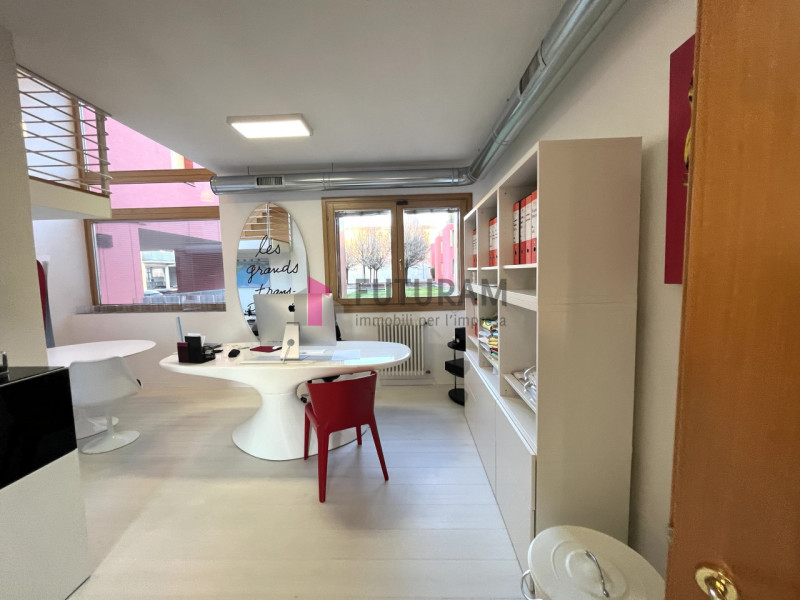 PIAZZOLA sul BRENTA - rif.504MIC - Per info 3473209826 - in centro, nel complesso "ex Jutificio",...