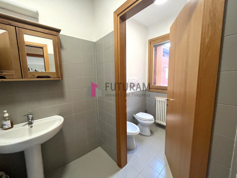 PIAZZOLA sul BRENTA - rif.504MIC - Per info 3473209826 - in centro, nel complesso "ex Jutificio",...