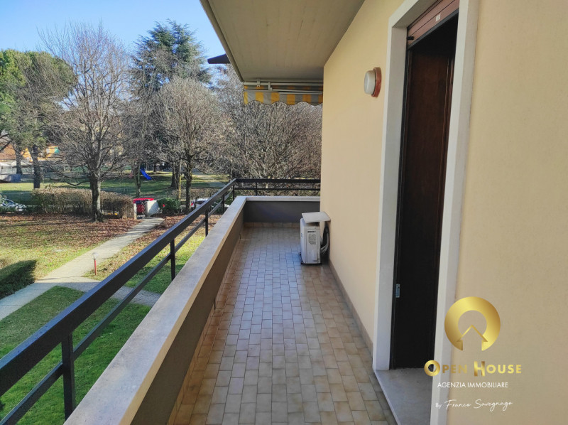 OPEN HOUSE by Franco Savegnago propone in locazione appartamento Bicamere Ristrutturato con 5 pos...