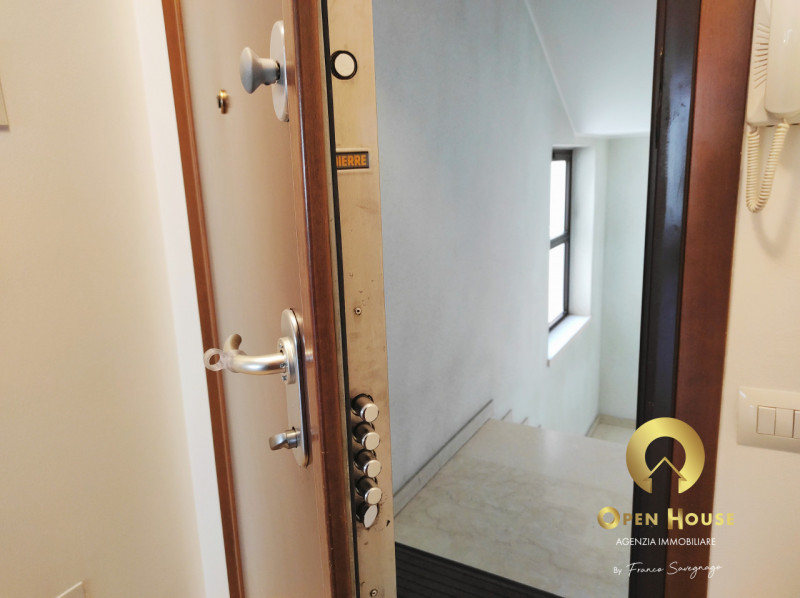 OPEN HOUSE by Franco Savegnago propone in locazione appartamento Bicamere Ristrutturato con 5 pos...