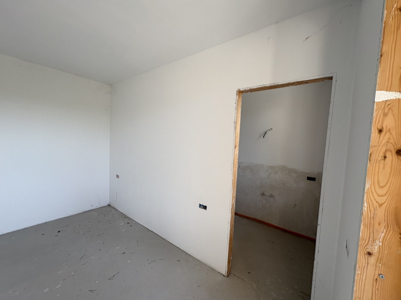 Selvazzano Dentro, in tranquillo quartiere residenziale comodo a tutti i servizi, proponiamo in v...