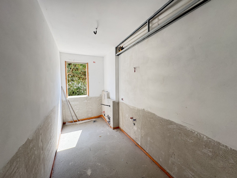 Selvazzano Dentro, in tranquillo quartiere residenziale comodo a tutti i servizi, proponiamo in v...