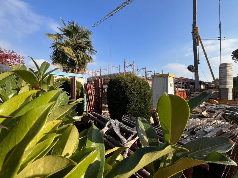 Selvazzano Dentro, in tranquillo quartiere residenziale comodo a tutti i servizi, proponiamo in v...