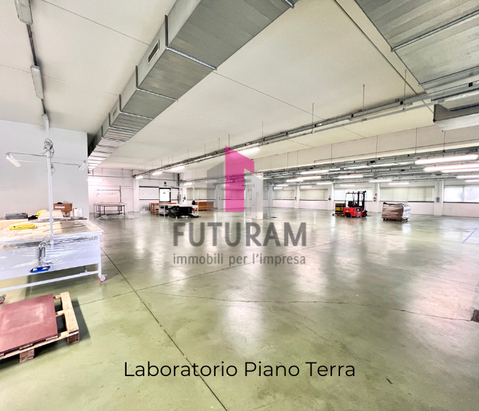 IN ESCLUSIVA A DUEVILLE - RIF.577FUTURAM - Per info 0444/310220 - 392/9183796

Si affitta capanno...