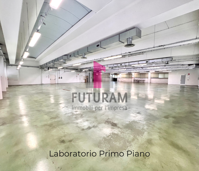 IN ESCLUSIVA A DUEVILLE - RIF.577FUTURAM - Per info 0444/310220 - 392/9183796

Si affitta capanno...