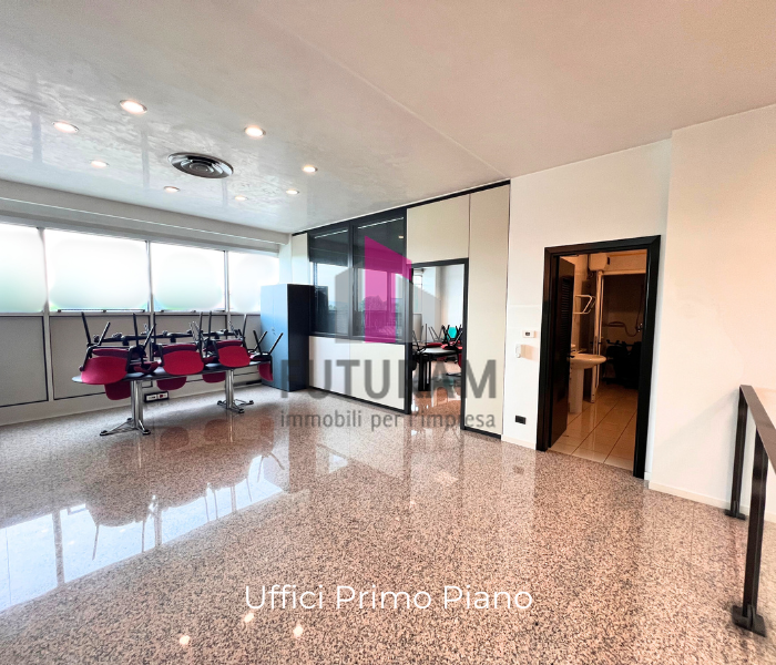 IN ESCLUSIVA A DUEVILLE - RIF.577FUTURAM - Per info 0444/310220 - 392/9183796

Si affitta capanno...