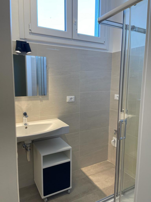 Montegrotto Terme in posizione centrale, comoda ai servizi, al supermercato, alla stazione dei tr...