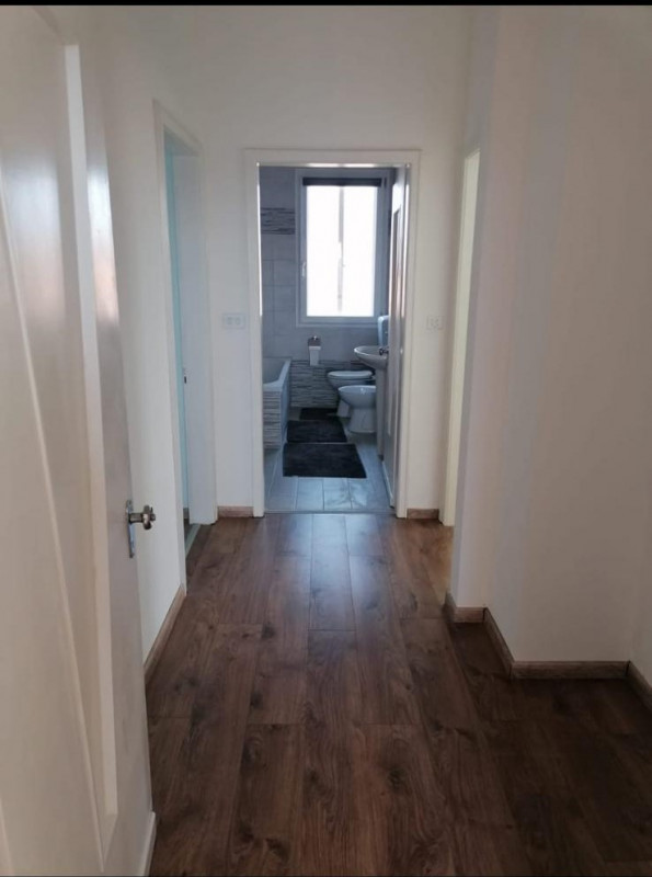 Scopri questa imperdibile opportunità nella tranquilla zona di Masi. Questa affascinante casa sin...