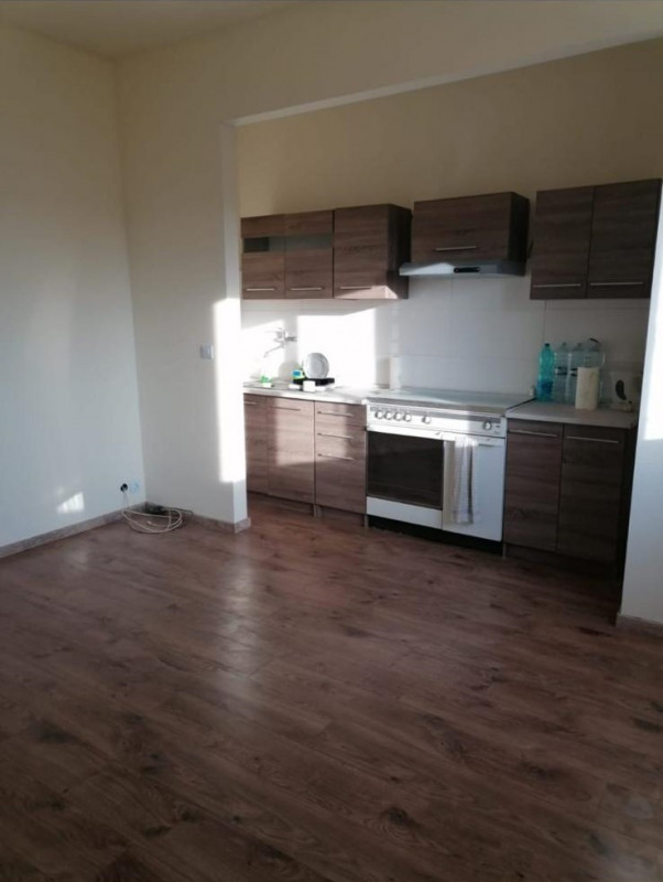 Scopri questa imperdibile opportunità nella tranquilla zona di Masi. Questa affascinante casa sin...