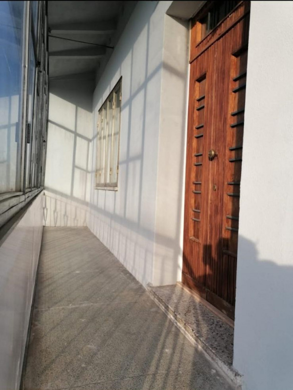 Scopri questa imperdibile opportunità nella tranquilla zona di Masi. Questa affascinante casa sin...