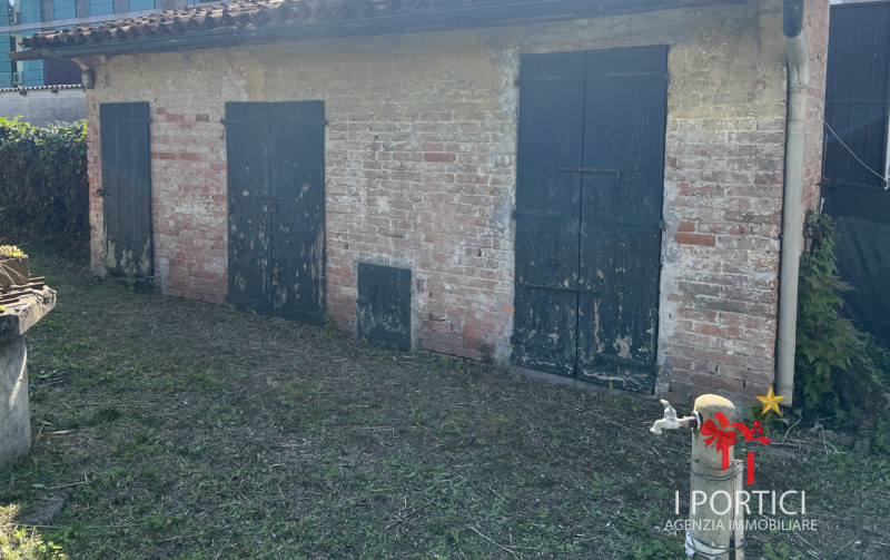 Preganziol -centro

In zona centralissima a due passi dalla stazione dei treni e ai mezzi di tras...