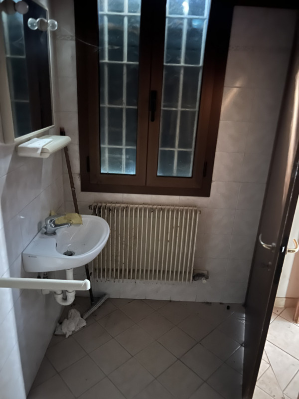 Preganziol -centro

In zona centralissima a due passi dalla stazione dei treni e ai mezzi di tras...