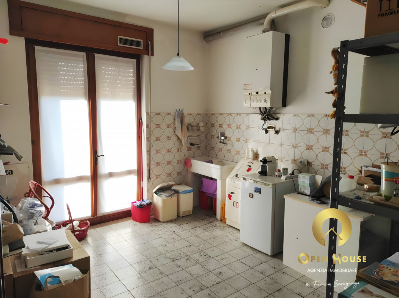 OPEN HOUSE by Franco Savegnago propone in vendita un ambulatorio/ufficio (categoria A/10) attualm...