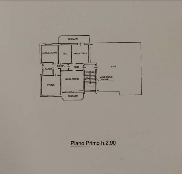 OPEN HOUSE by Franco Savegnago propone in vendita un ambulatorio/ufficio (categoria A/10) attualm...