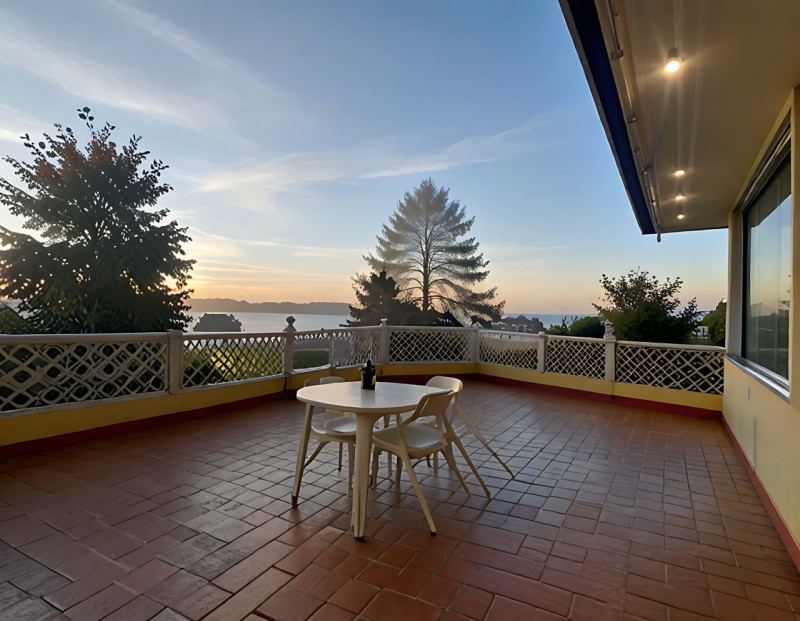 (Per INFO Mara 3481536890) A Eraclea, nei pressi di Ponte Crepaldo, proponiamo in vendita villa s...