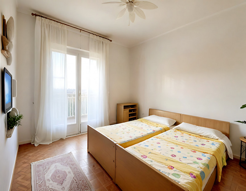 (Per INFO Mara 3481536890) A Eraclea, nei pressi di Ponte Crepaldo, proponiamo in vendita villa s...