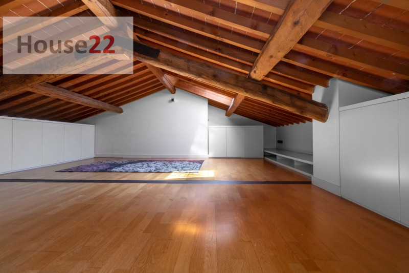 VICENZA – CENTRO STORICO (NO ZTL): Incantevole opportunità immobiliare  servita da ascensore, sit...