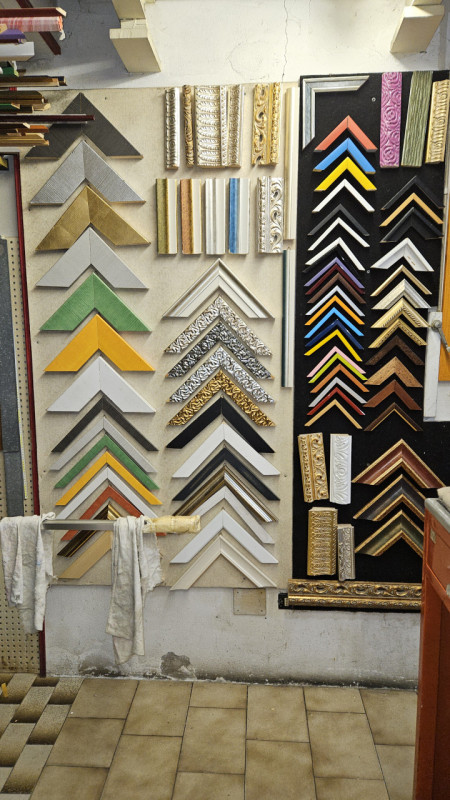 Imperdibile opportunità per acquistare un'attività commerciale storica nel centro storico di Este...