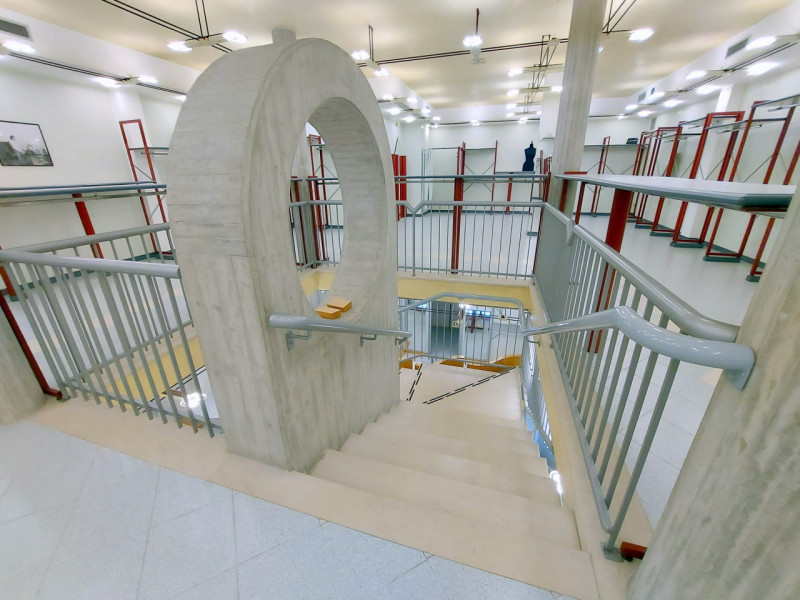 NEGOZIO/MAGAZZINO/LABORATORIO A BRUSEGANA €.3.800 - rif.RV001

a Brusegana sulla strada principal...