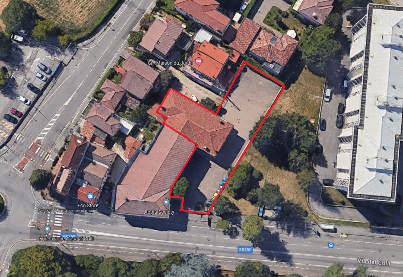 NEGOZIO/MAGAZZINO/LABORATORIO A BRUSEGANA €.3.800 - rif.RV001

a Brusegana sulla strada principal...