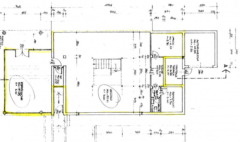 NEGOZIO/MAGAZZINO/LABORATORIO A BRUSEGANA €.3.800 - rif.RV001

a Brusegana sulla strada principal...