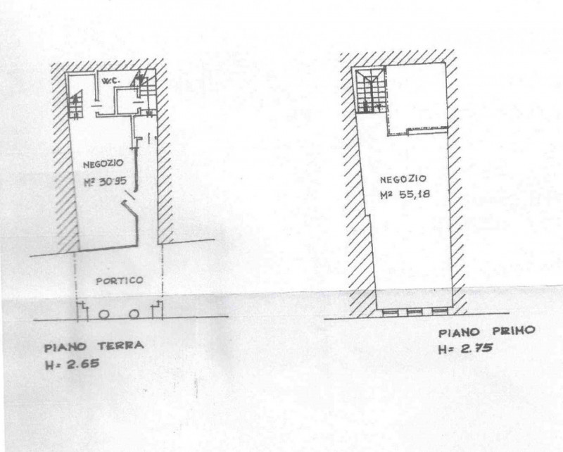 Castelfranco V.to: lungo la camminata dei portici, cuore commerciale cittadino, proponiamo in loc...